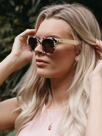 Lila Grace Ivory Tortoise | Brown Lens | White Maple Arms