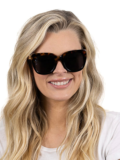 Riviera Toffee Half Tortoise Half Black Frame | Black Polarised Lens | Walnut Arms